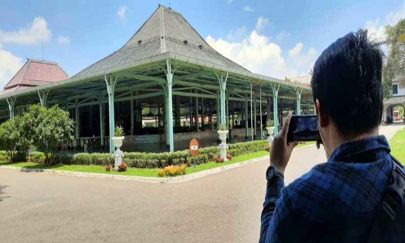 GPH Bhre Cakrahutomo Wira Sudjiwo Pegang Tahta Pura Mangkunegaran, Begini Respons Gibran 