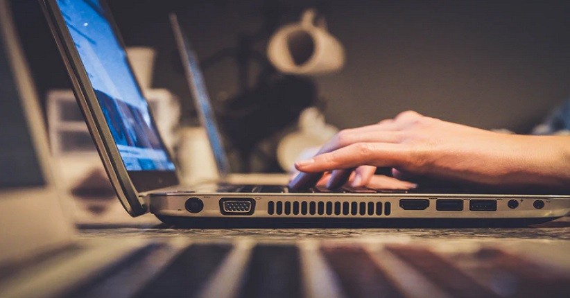  Pembentukan Karakter Bangsa Terganggu akibat Penetrasi Internet