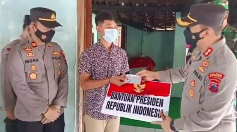 Yatim Piatu akibat Covid-19, Remaja di Sukoharjo Ini Dapat Tabungan dari Presiden Jokowi 
