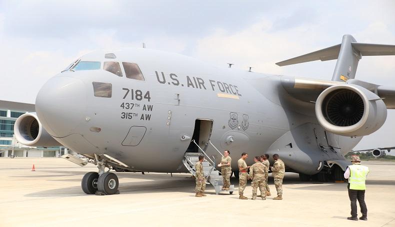 4 Pesawat US Air Force Globemaster Mendarat di Bandara Kertajati Majalengka, Ada Apa? 