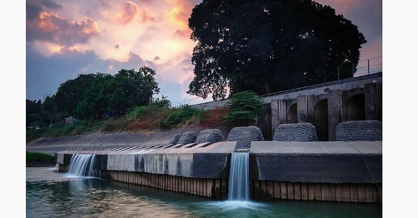 Menelusuri Waduk Tua Peninggalan Belanda yang Angker, Indah dan Masih Alami