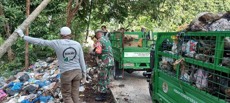 4 Gampong Binaan Komunitas Pijay Gleeh Sudah Bersih Lingkungan   