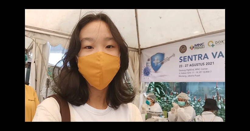 Bawa Putrinya Vaksinasi di Sentra MNC Peduli, Ketua KPI Dukung Percepatan Herd Immunity