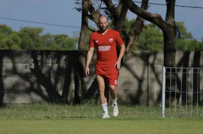 Gagal Bobol Gawang Arema, Penampilan Anco Jansen Dikritik Suporter PSM