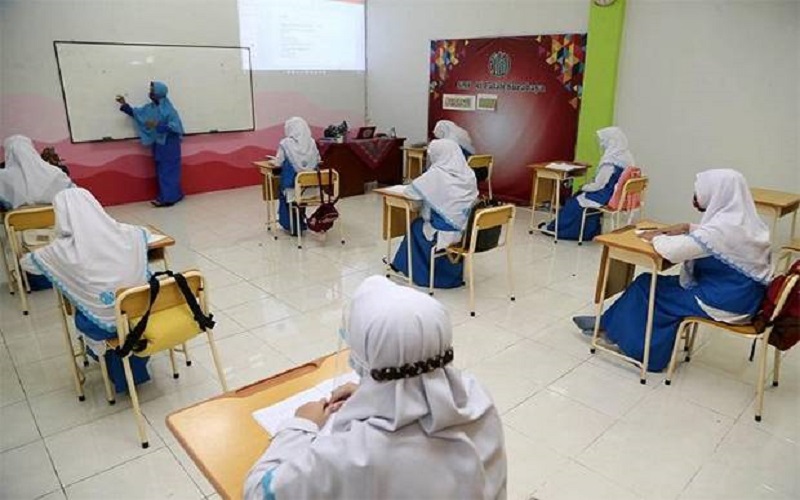 PPKM Diperpanjang, PTM di Karawang Ditunda untuk Batas Waktu yang Belum Ditentukan
