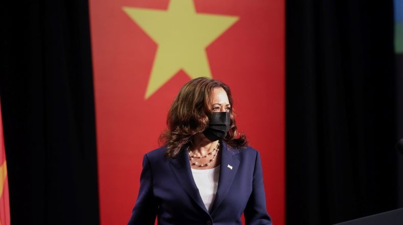 Wapres AS Kamala Harris Ajak Vietnam Lawan Tekanan China soal Konflik Laut China Selatan