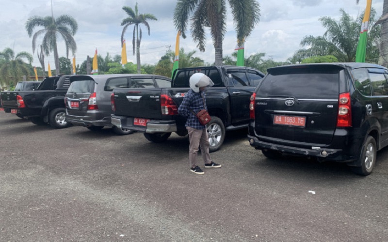 Dibeli dengan Uang Rakyat, Pemda KBB Harus Tegas Tarik Mobil Dinas Pejabat Pensiun