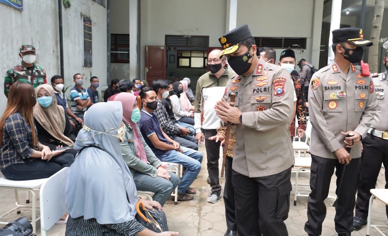 Tinjau Vaksinasi di NUIS Malang, Kapolda Jatim: Tetap Jaga Protokol Kesehatan 