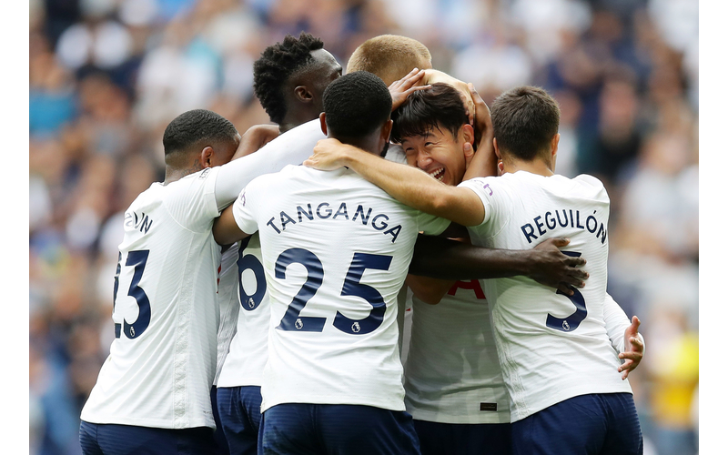 Hajar Watford, Tottenham Hotspur Puncaki Klasemen Sementara Liga Inggris