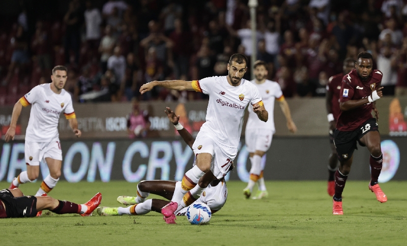 Taktik Jose Mourinho Tokcer, AS Roma Pesta Gol ke Gawang Salernitana