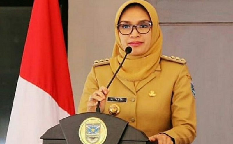 Profil Bupati Probolinggo yang Terkena OTT KPK, Teruskan Jabatan Suami di Usia 30 