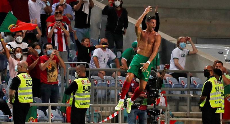 Cristiano Ronaldo Lewati Rekor Gol Ali Daei, Portugal Kalahkan Republik Irlandia