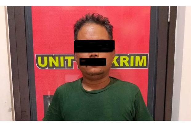   Melihat Teman Wanitanya di Hotel Bersama Laki-laki Lain, Pria Ini Ngamuk Bawa Pedang