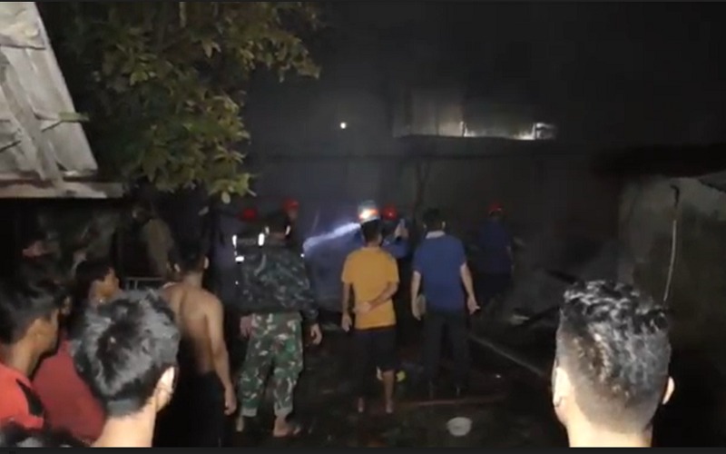 Tempat Pengolahan Ragi Terbakar, Pemilik Menangis Histeris