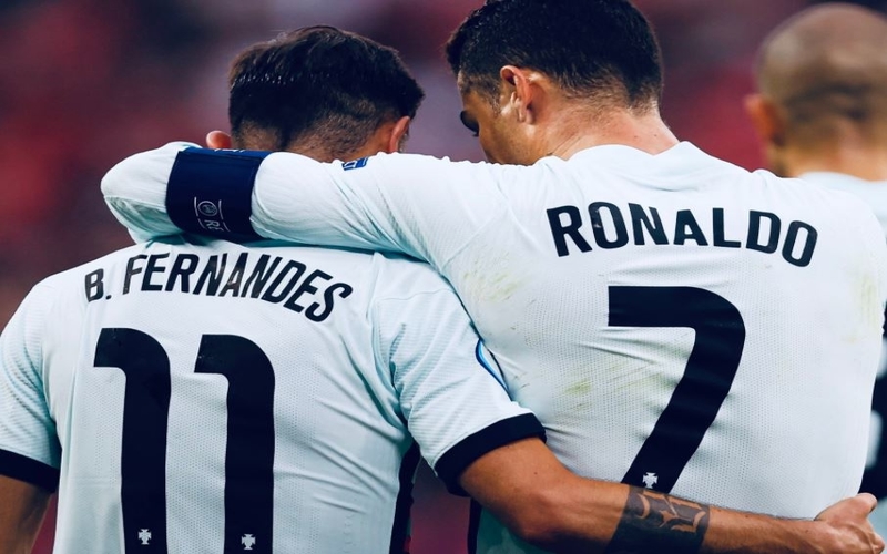 Penendang Penalti Man United Cristiano Ronaldo atau Bruno Fernandes? Solskjaer Punya Solusinya