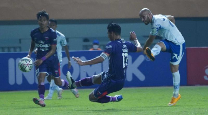 Mohammed Rashid Borong Gol, Persib Taklukkan Persita