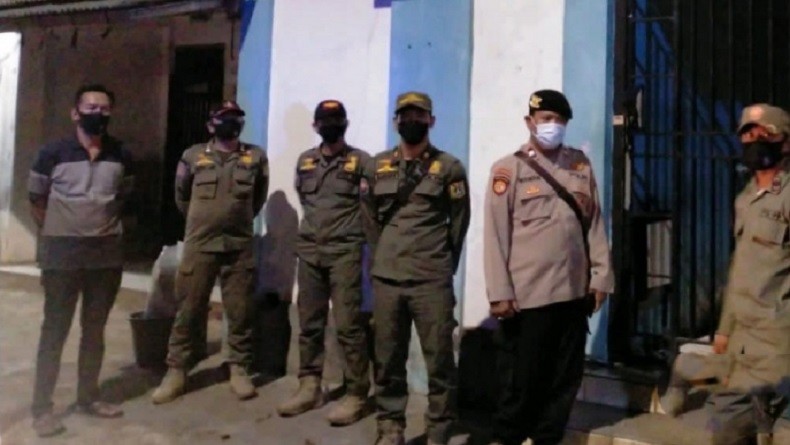 Langgar PPKM, Empat Rumah Makan di Jakbar Ditindak Petugas
