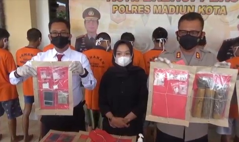 Polisi Tangkap 15 Pengedar dan Kurir Narkoba Jaringan Lapas Madiun 