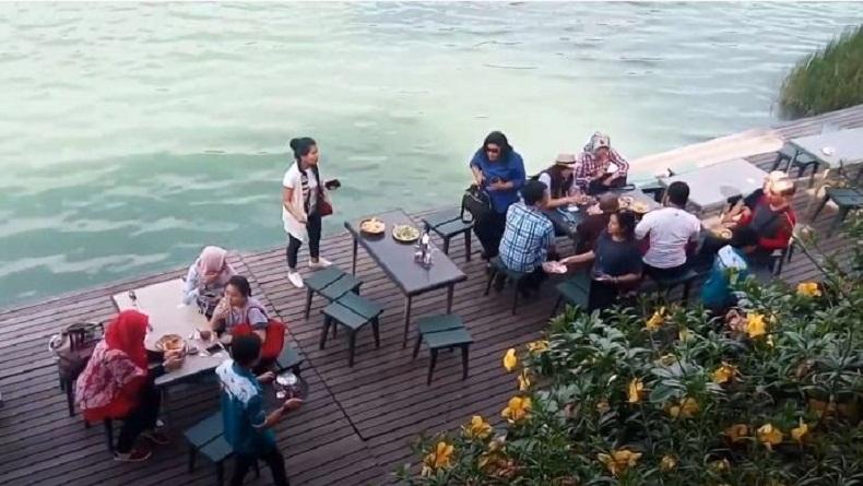10 Tempat Makan di Tomohon dengan Pemandangan Indah dan Populer