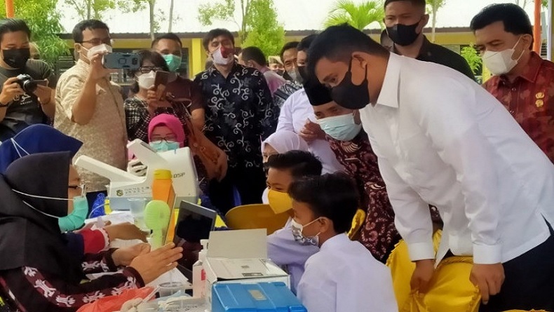 Siswa di Medan Curhat ke Bobby Minta Pembelajaran Tatap Muka