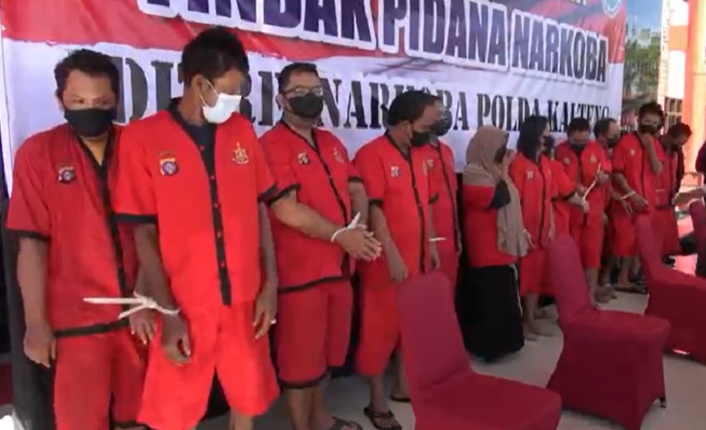 Polisi Tangkap Pengedar Narkoba Jaringan Banjarmasin-Pontianak, Sita 1,3 Kg Sabu