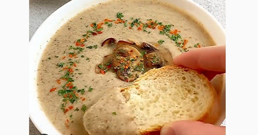 Akhir Pekan Masak Sup Krim Jamur, Lezat Pakai Resep Rahasia ala Restoran