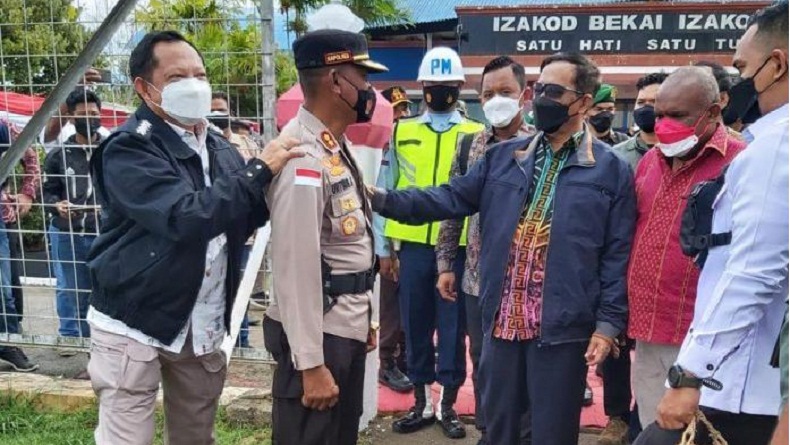 Dipijit Mantan Kapolri, Sosok Kapolres Ini Ternyata Bukan Orang Sembarangan