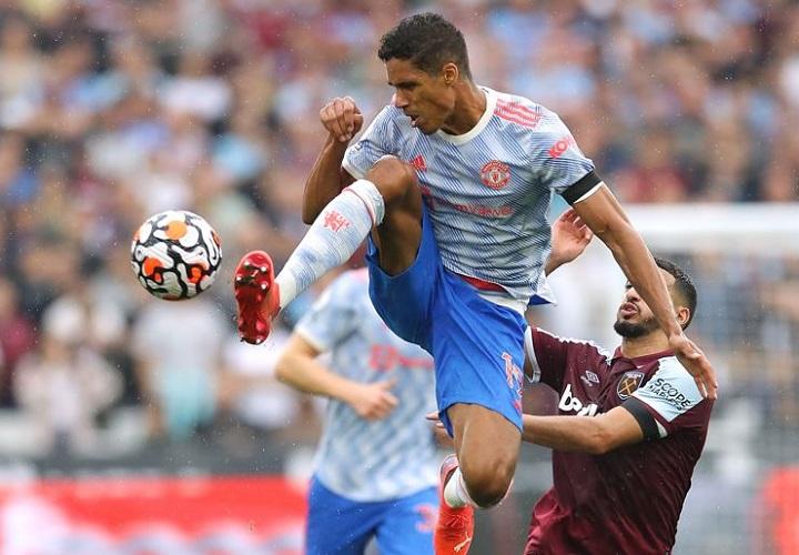 Sebelum ke Real Madrid, Raphael Varane Pernah Didekati Man United Lewat Sir Alex Ferguson