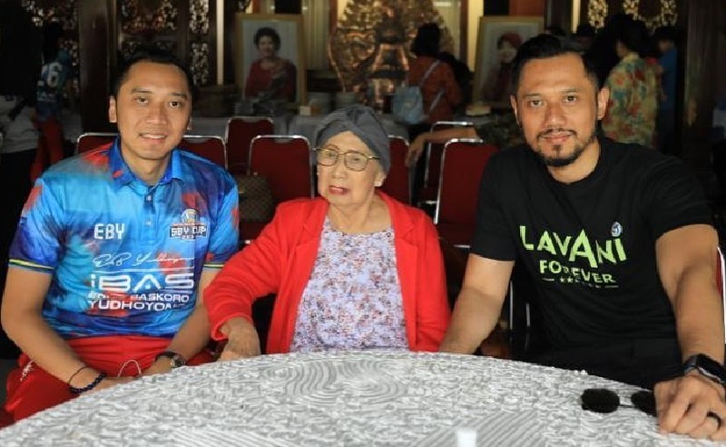 Almarhumah Mertua SBY Dimakamkan di Purworejo Selasa Besok