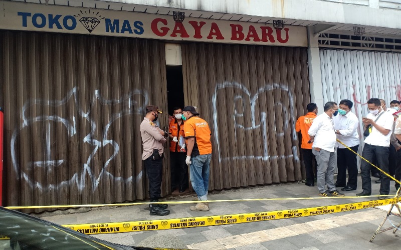 Ini Identitas 2 Buron Pencurian Disertai Pembunuhan di Toko Emas Kosambi Bandung
