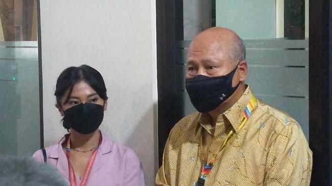 Hadir di Sidang Cerai Perdana, Tyna Kanna Minta Doa Terbaik untuk Keluarganya