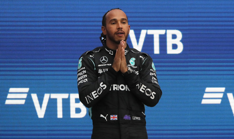 Profil Biodata Lewis Hamilton, Raja F1 yang Selevel Michael Schumacher