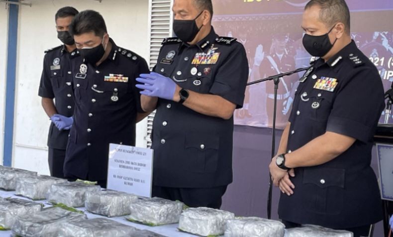 Pria WNI Ditangkap di Malaysia Bawa 2 Karung Sabu-Sabu Senilai Rp5,7 Miliar
