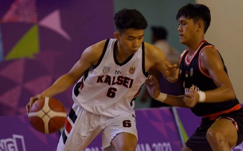 3 Cara Mudah Menang One on One dalam Permainan Basket, Nomor 2 Ampuh Lawan Pemain Besar