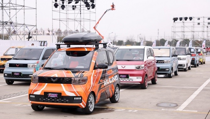 Wuling Akan Bangun Mobil Listrik Murah di Indonesia