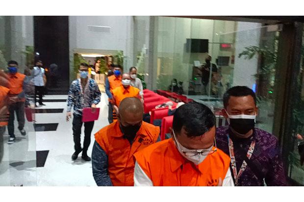 Jadi Tersangka Suap, 10 Anggota DPRD Muara Enim Langsung Ditahan KPK