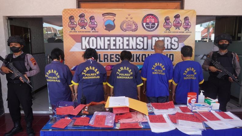 Beraksi di Sukoharjo, Komplotan Penipu Modus Bayar Cek Kosong Ditangkap 