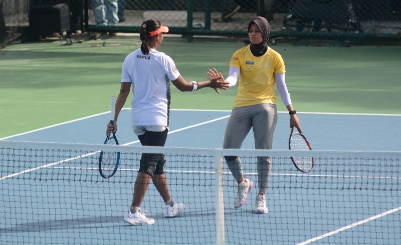 Hasil Tenis PON XX 2021: Taklukkan Wakil NTB, Ganda Putri Papua Lolos ke Semifinal