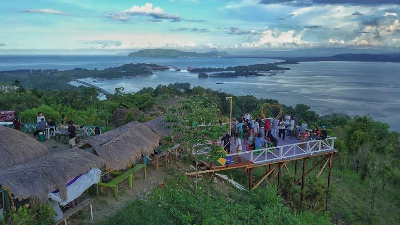 Bukit Jokowi Jadi Pilihan Kontingen PON XX Papua Berlibur