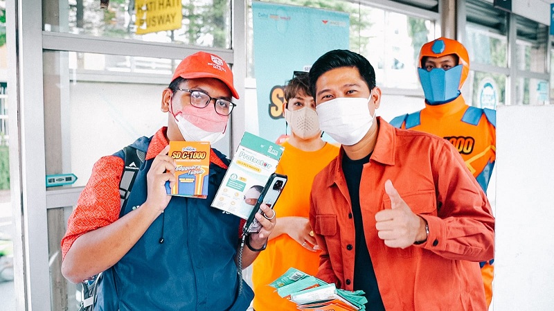 Dukung Para Pejuang Ibukota, Masima Radio Network Bagikan Paket Multivitamin