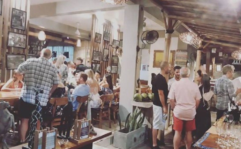 10 Tempat Kuliner di Gianyar Bali dengan Cita Rasa Menggoda
