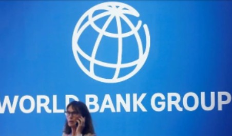 Bank Dunia Sebut Kenaikan Suku Bunga Global Bisa Picu Resesi 2023