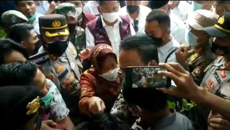 Viral Mensos Risma Marah-Marah di Lombok Timur, Tunjuk-tunjuk Mahasiswa dan Aktivis
