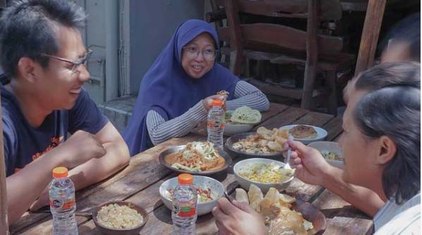 5 Tempat Nongkrong Terdekat di Madiun Jawa Timur, Ada yang Menyediakan Ruang Bermain Anak 