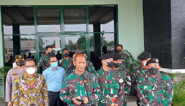 Pangdam Jaya Bakal Usut Tuntas Oknum TNI Bantu Selebgram Rachel Kabur dari Karantina