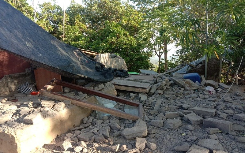 Gempa Bali, Begini Penampakan Bangunan Rusak Parah hingga Longsor