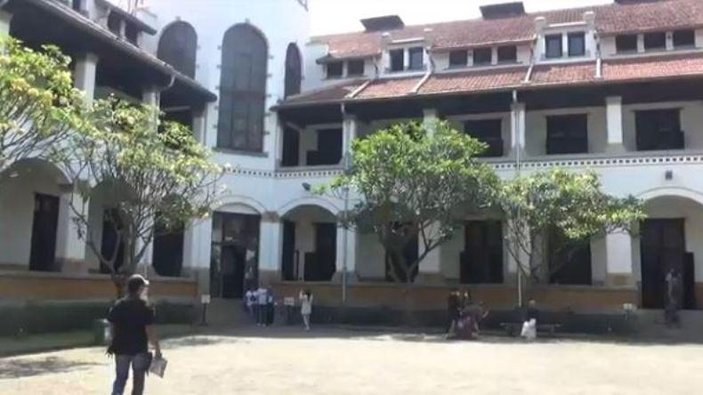 Ribuan Wisatawan Gagal Masuk ke Objek Wisata Lawang Sewu, Ada Apa? 