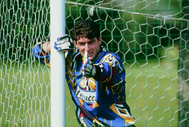 Gianluca Pagliuca Sebut Satu Striker Paling Hebat: Dia Lengkap dan Menakutkan!