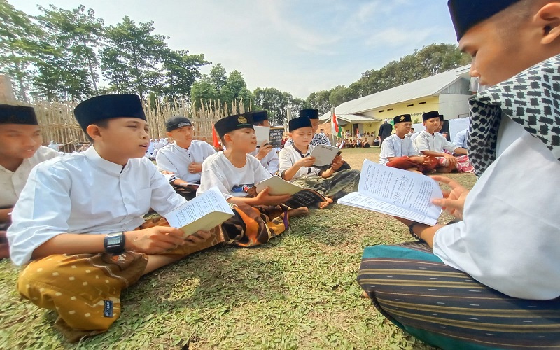 Peringati HSN, Ponpes di Palembang Minta Pemerintah Lebih Perhatian