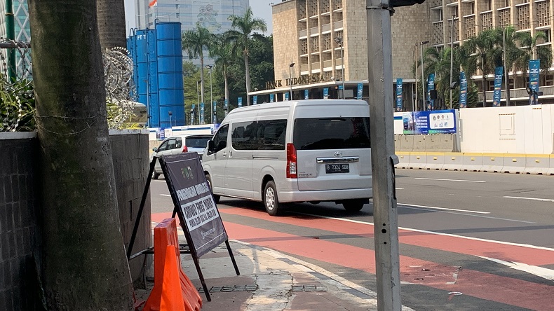 Ganjil Genap di Thamrin Langsung Diawasi Kamera Tilang Elektronik 
